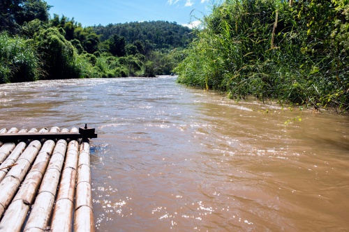 500 x 333 Bamboo rafting Chiang Mai