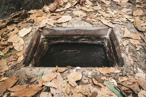 D3Cu Chi tunnels