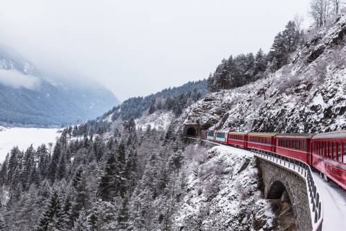 Glacier Express winter 500x333