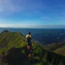 Hiking Mount Agung Listing