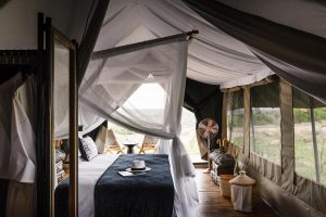 Kichakani Serengeti Camp Bedroom 1 300x200 1