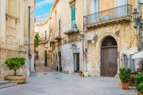 Lecce street 500x333 1