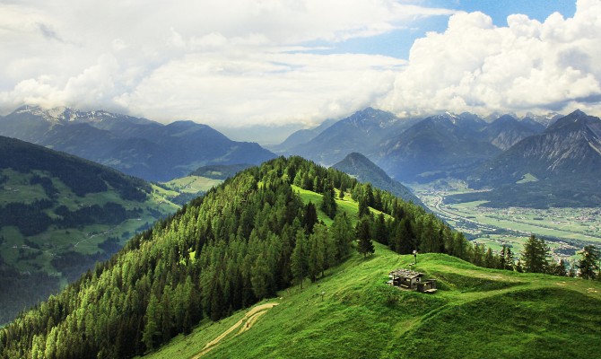 Mountains in Austria 670x400