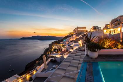 Santorini Secret Suites Spa 420x280 1