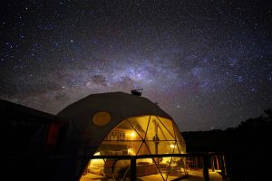 The Highlands Starry dome at night 300x200 1