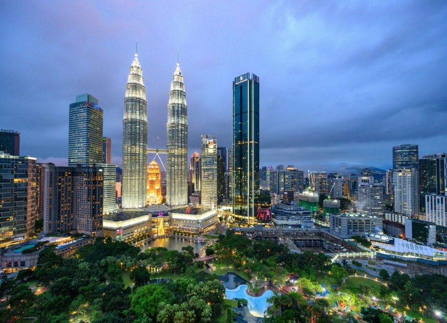 What to do Petronas Towers viewing deck KL