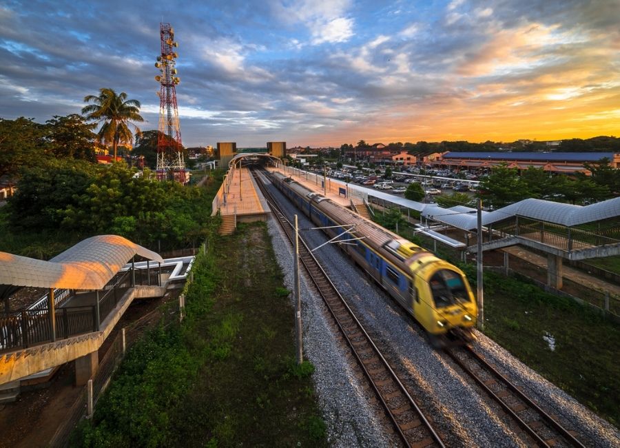 What to do travel on the jungle railway Sungai Petani