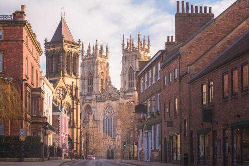 York 500 x 333